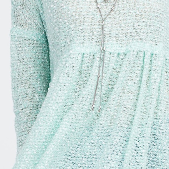 High-Low Ruffle Oversize Top - Picture 8 of 8